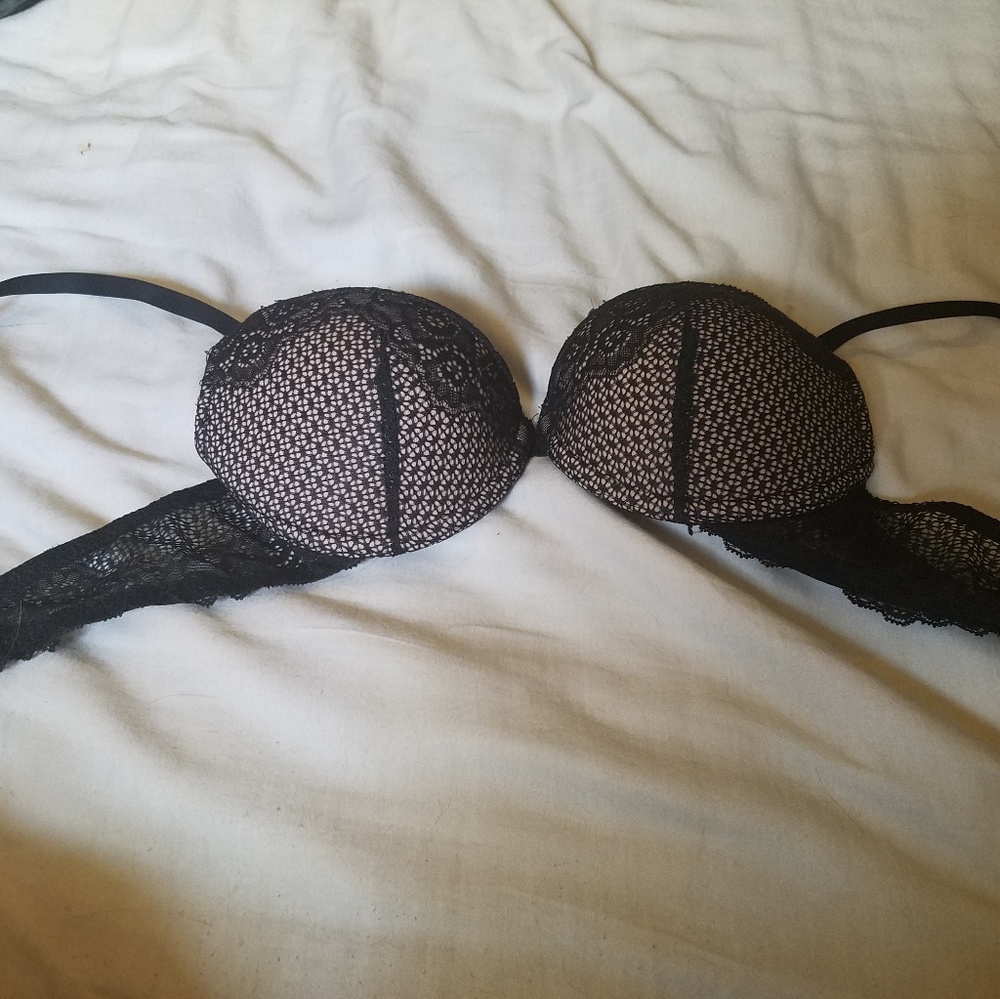 Black lace bra
